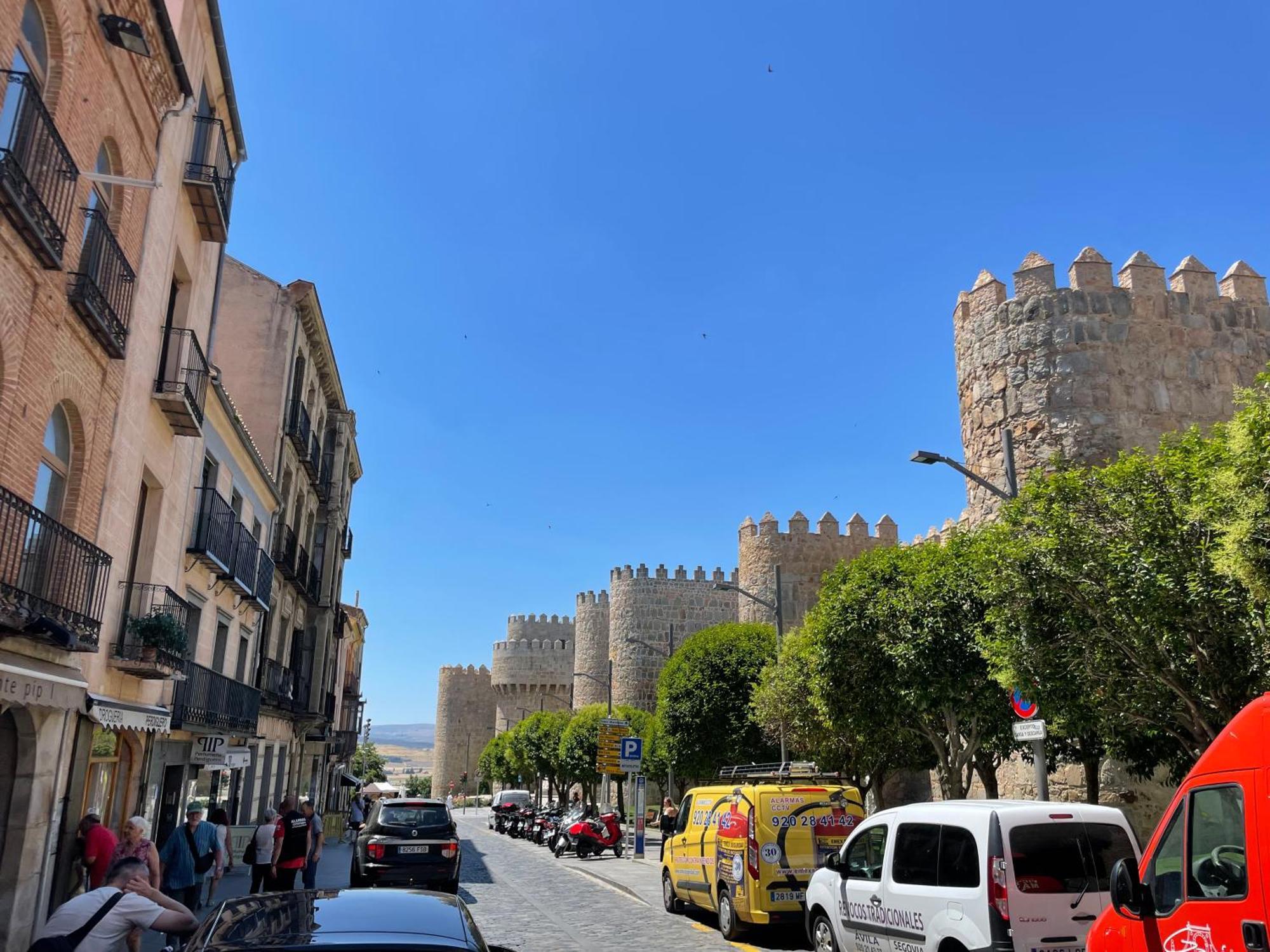 El Balcon De La Muralla Apartment *