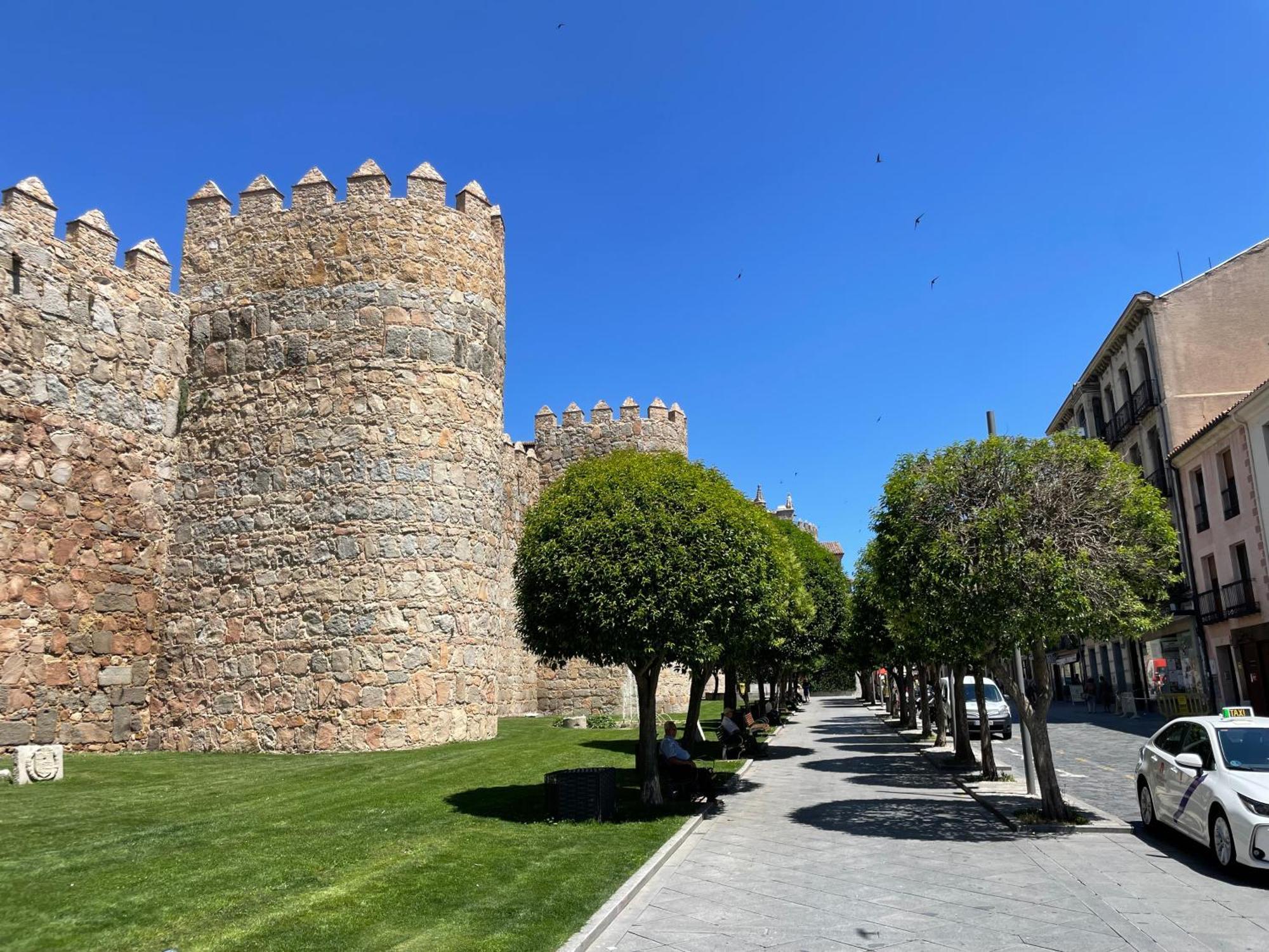 El Balcon De La Muralla Apartment